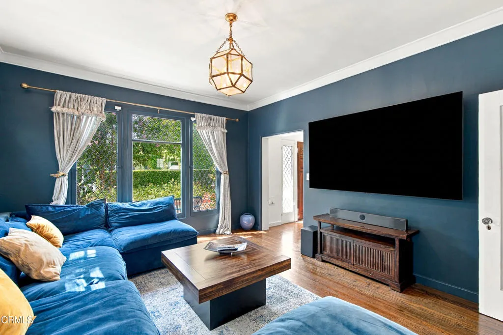 main property photo 13