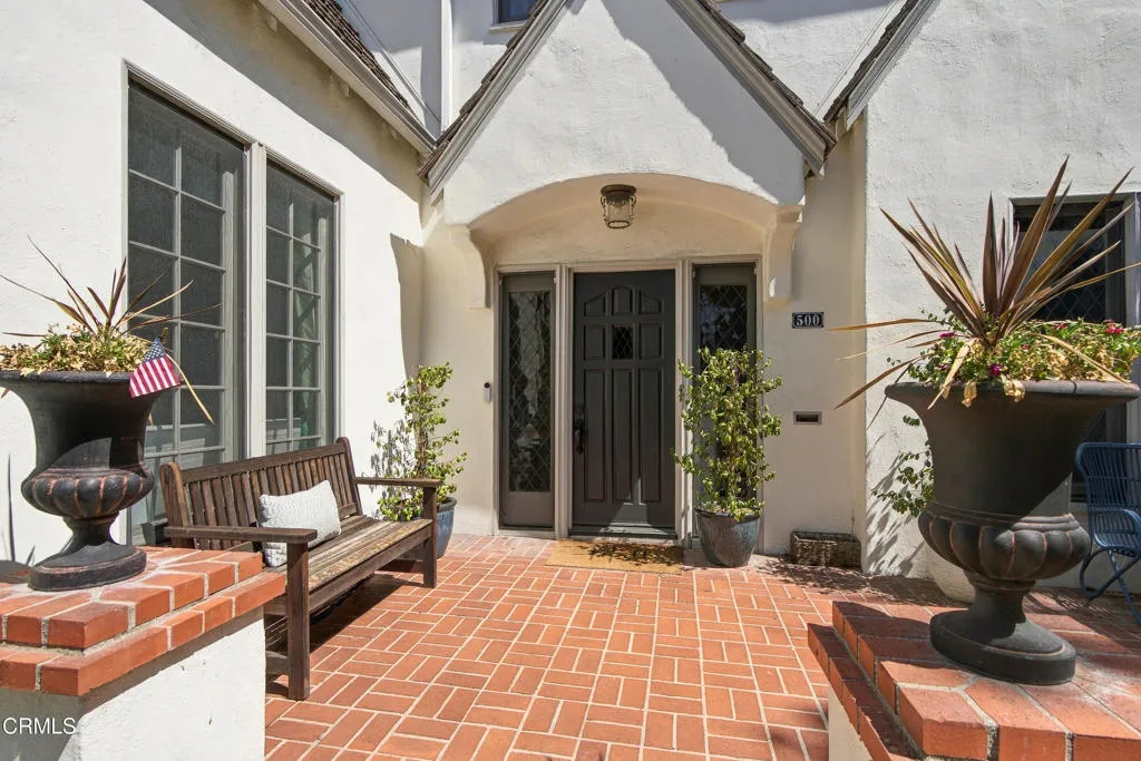 main property photo 2