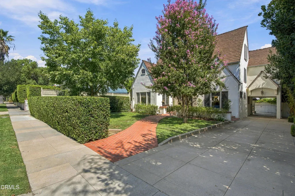 main property photo 49