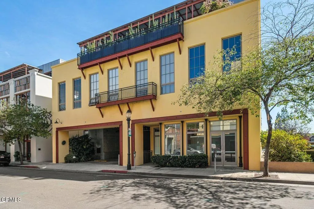 main property photo 0