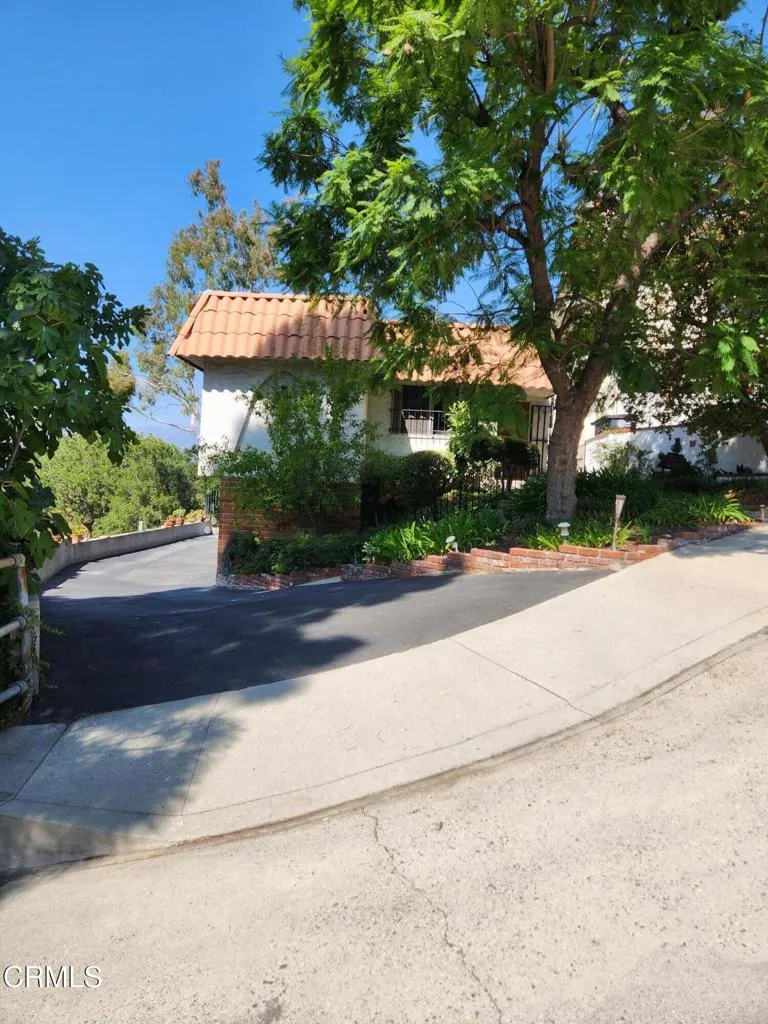 main property photo 0