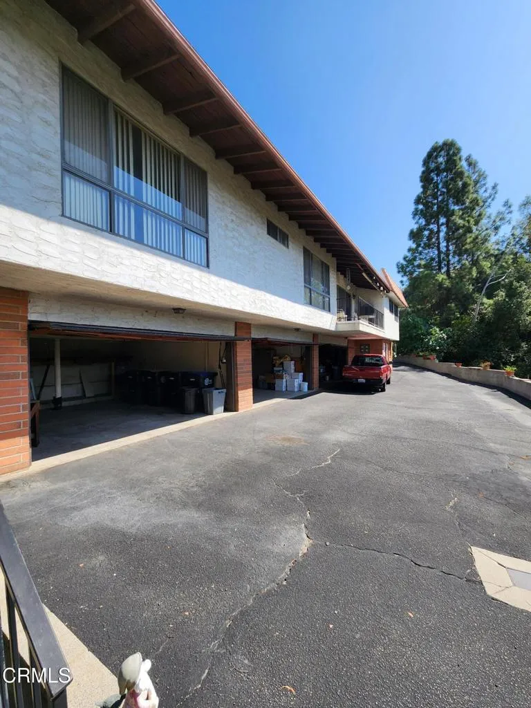 main property photo 50