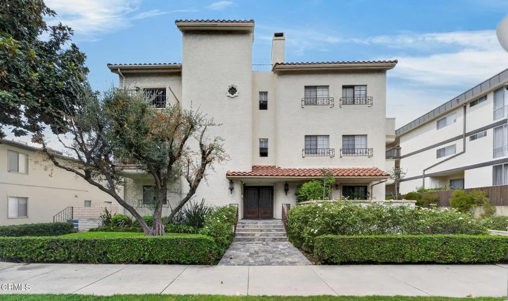 main property photo 0