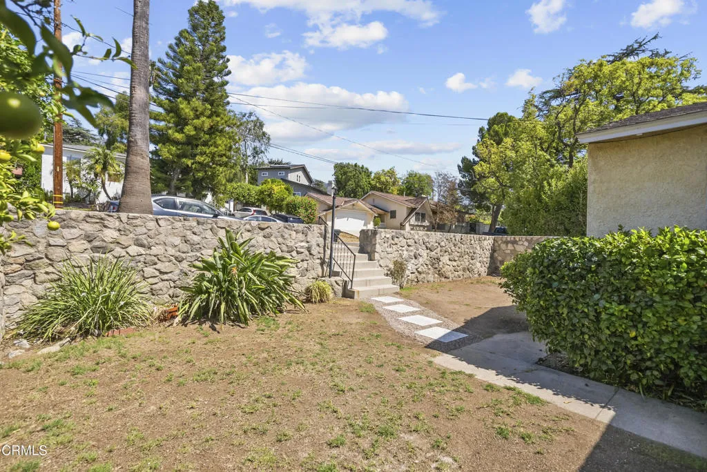 main property photo 26