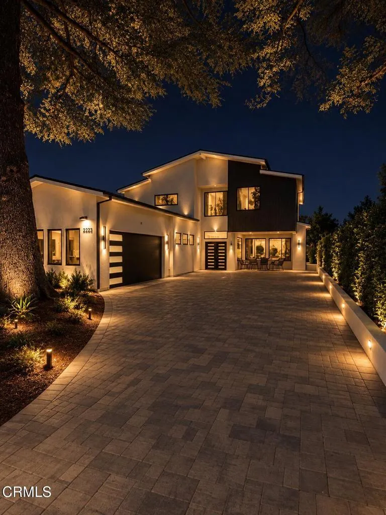 main property photo 0