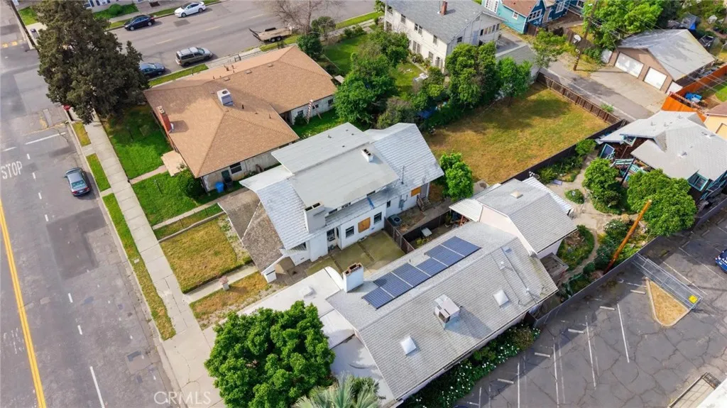 main property photo 47