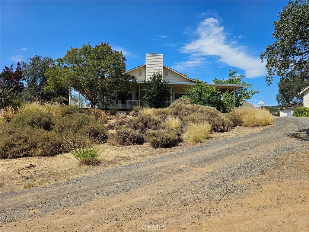 main property photo 13