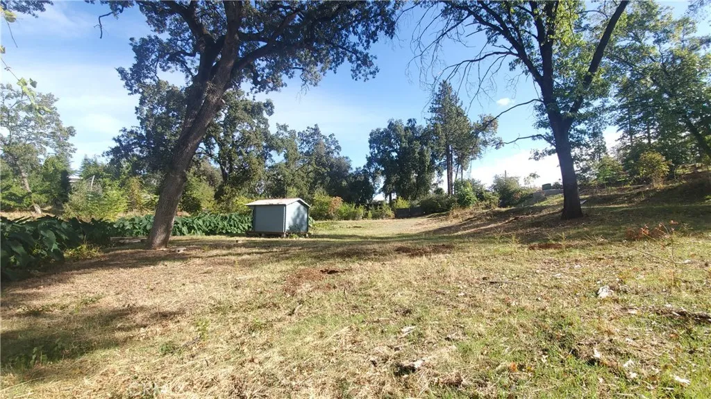 main property photo 11