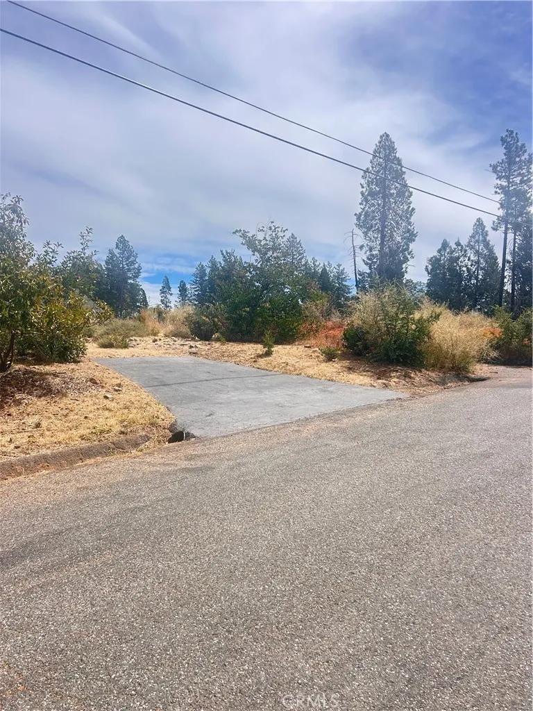 main property photo 8