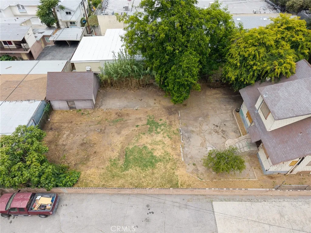 main property photo 24