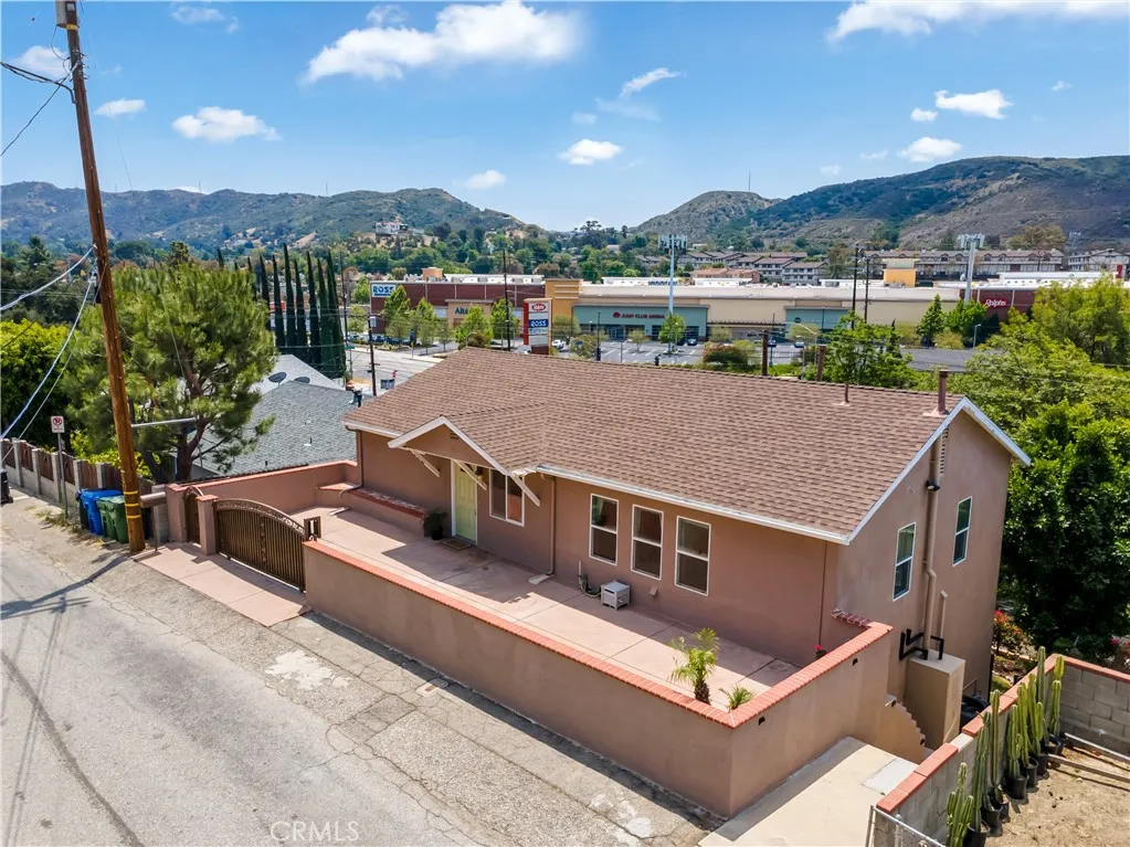 main property photo 39