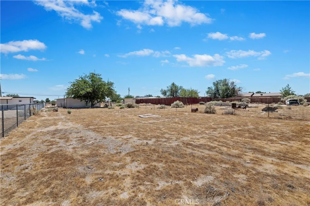 main property photo 24