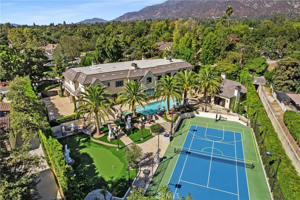 main property photo 49