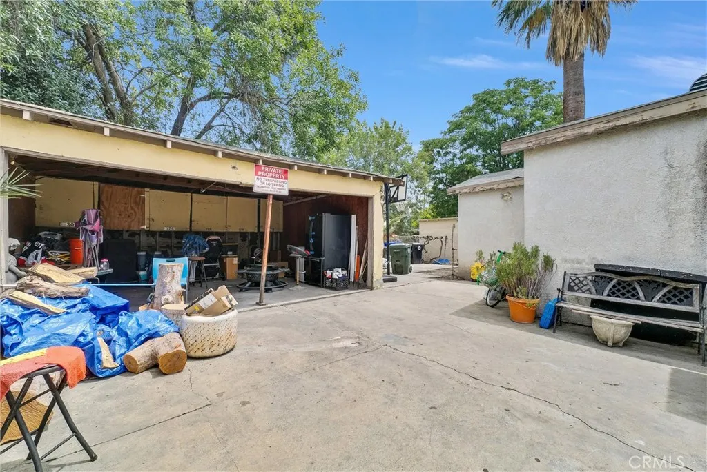 main property photo 39