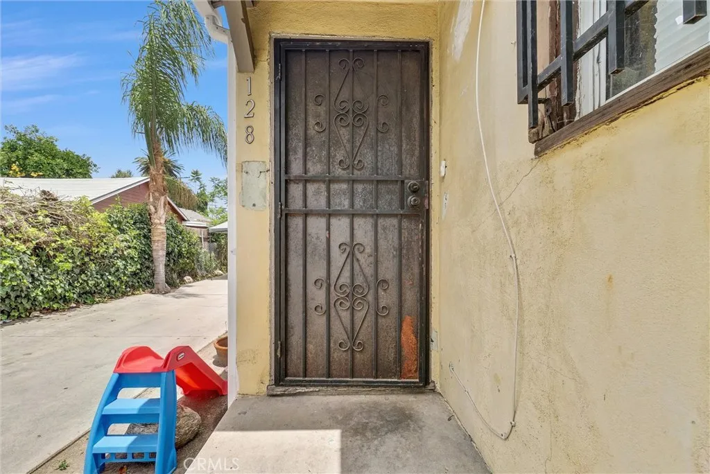 main property photo 8
