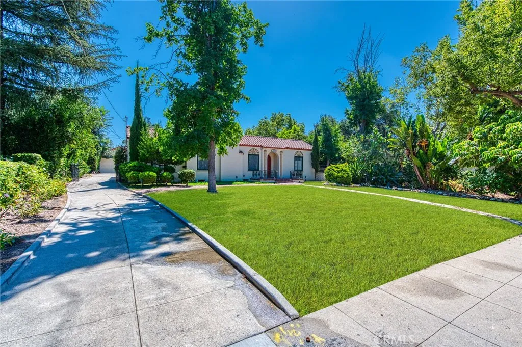 main property photo 1