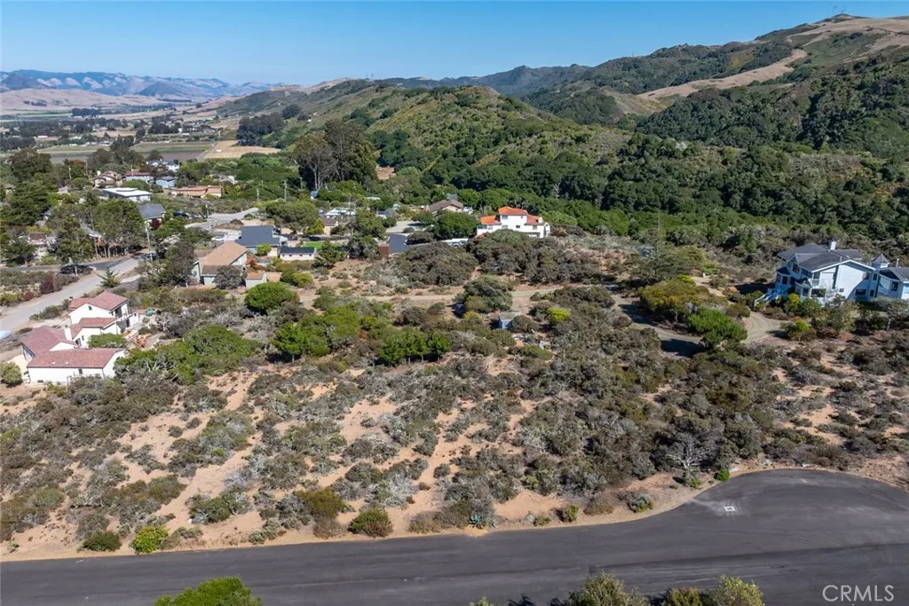main property photo 8