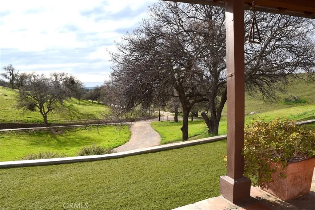 main property photo 15