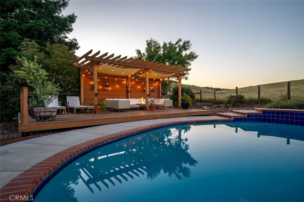 main property photo 60