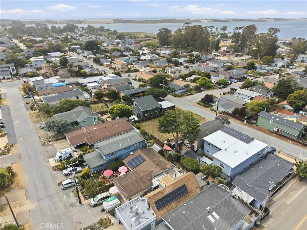 main property photo 11