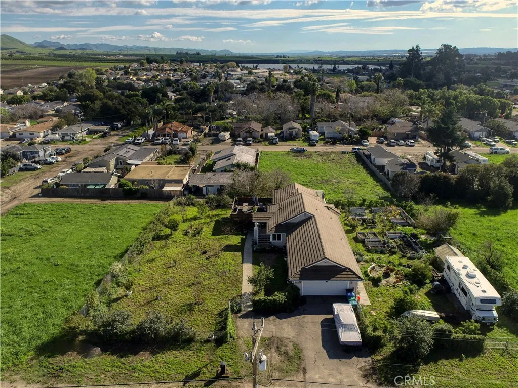 main property photo 50