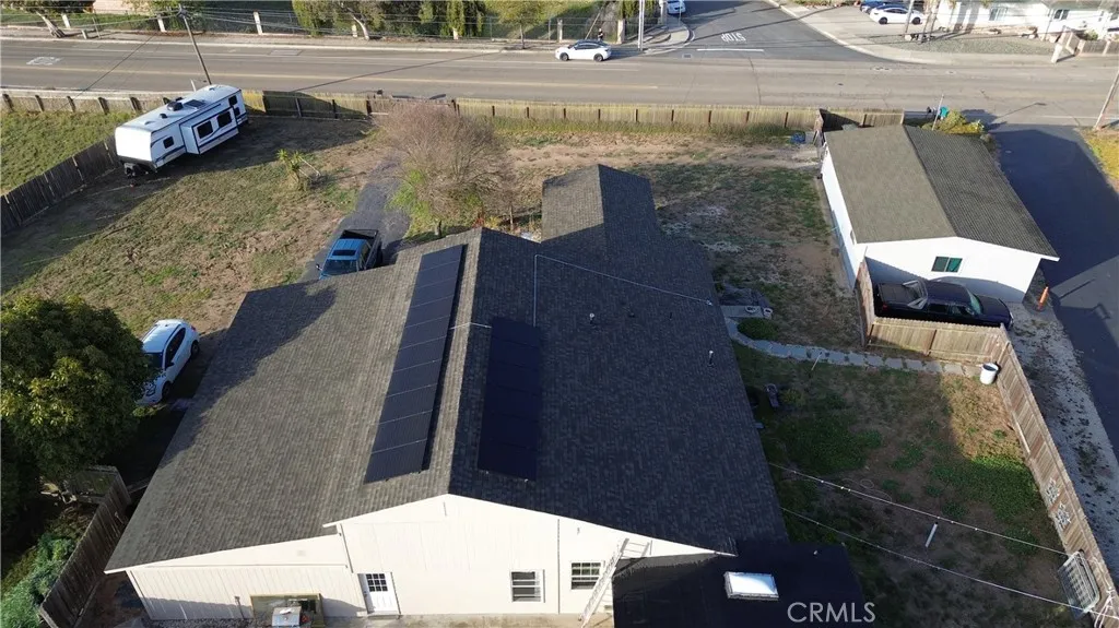main property photo 14