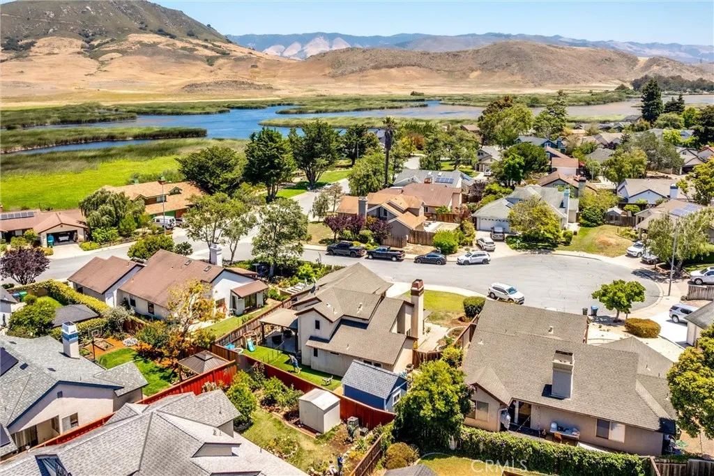 main property photo 25