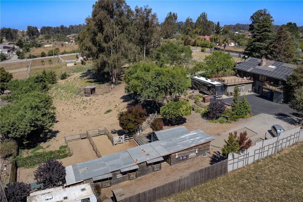 main property photo 51