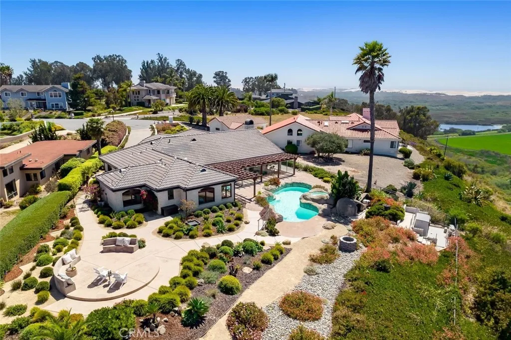 main property photo 65