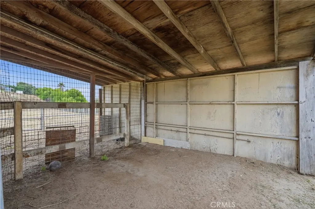 main property photo 49
