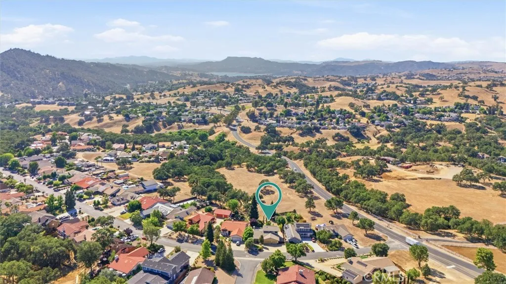 main property photo 44