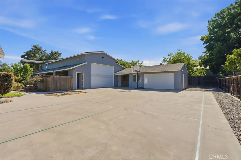 main property photo 60
