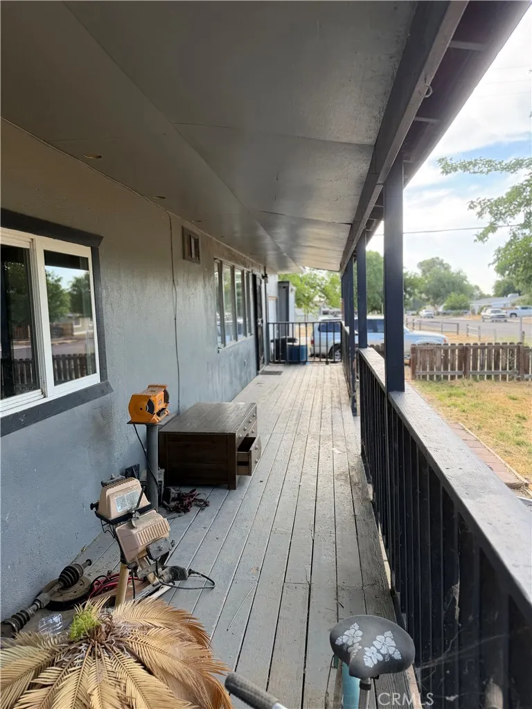 main property photo 12