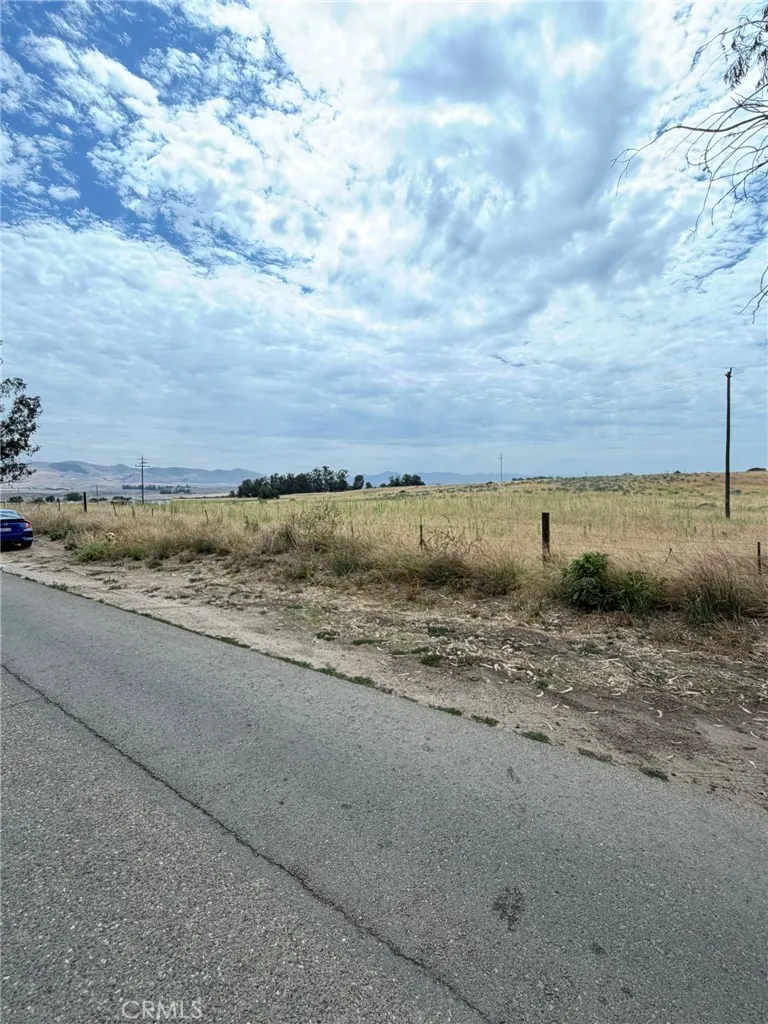main property photo 38