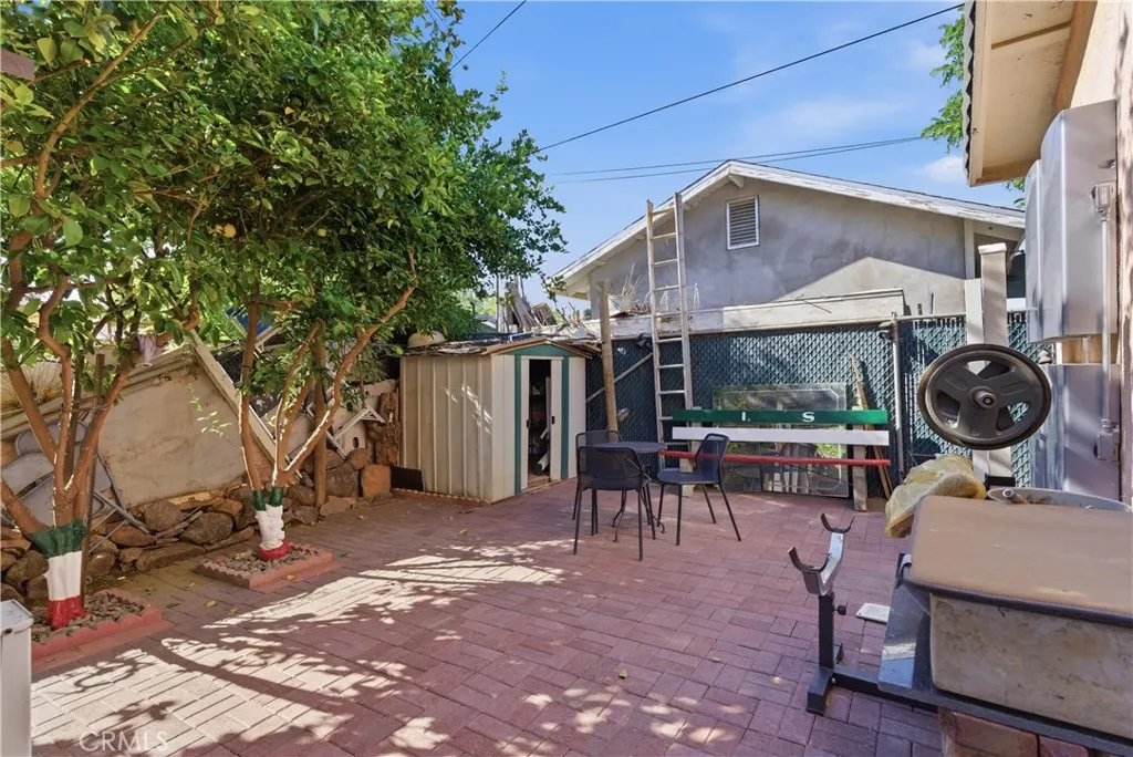 main property photo 18