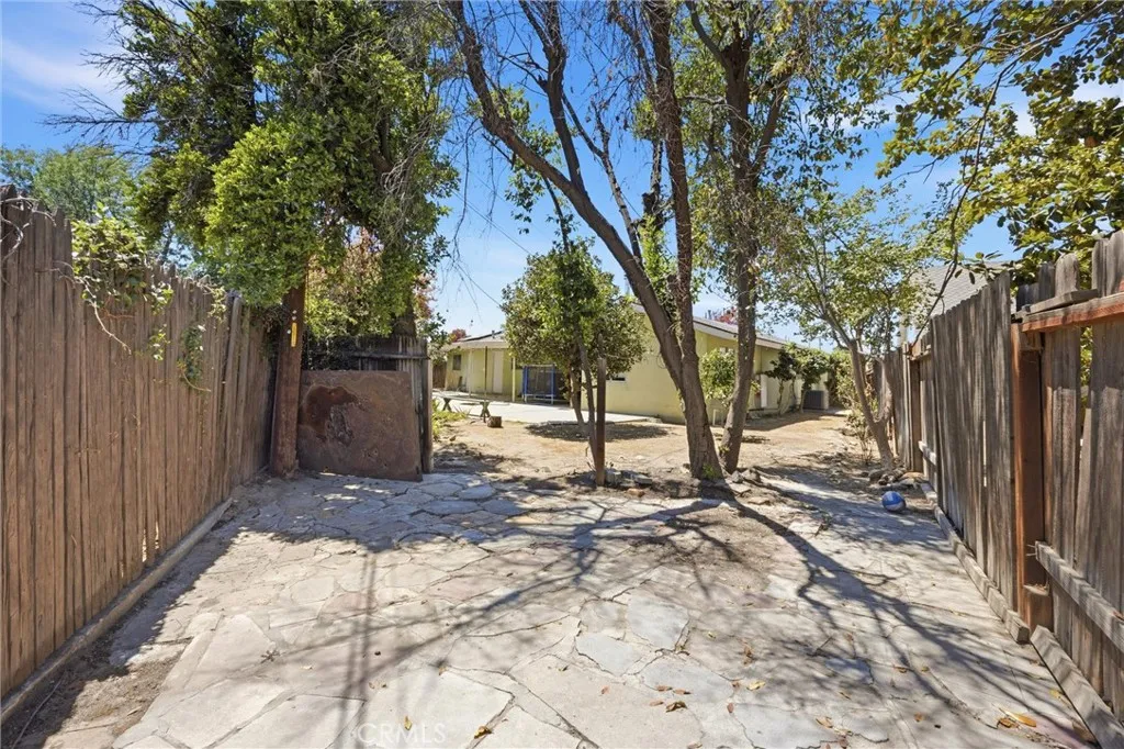main property photo 27