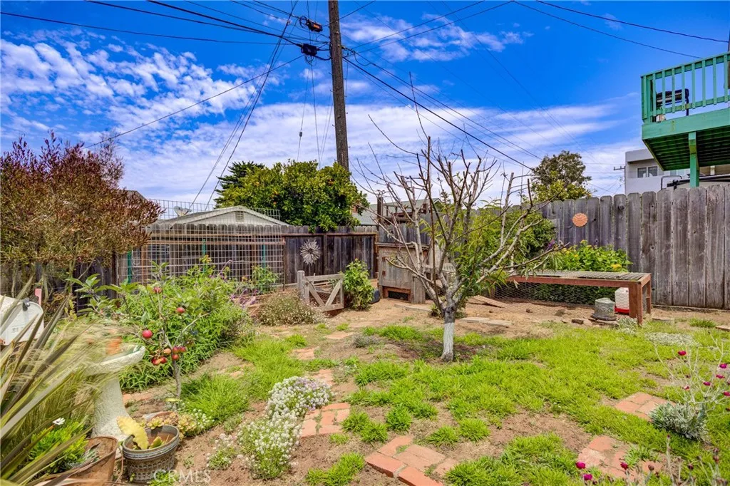 main property photo 13