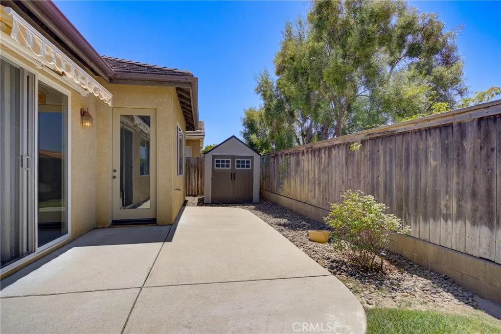 main property photo 37