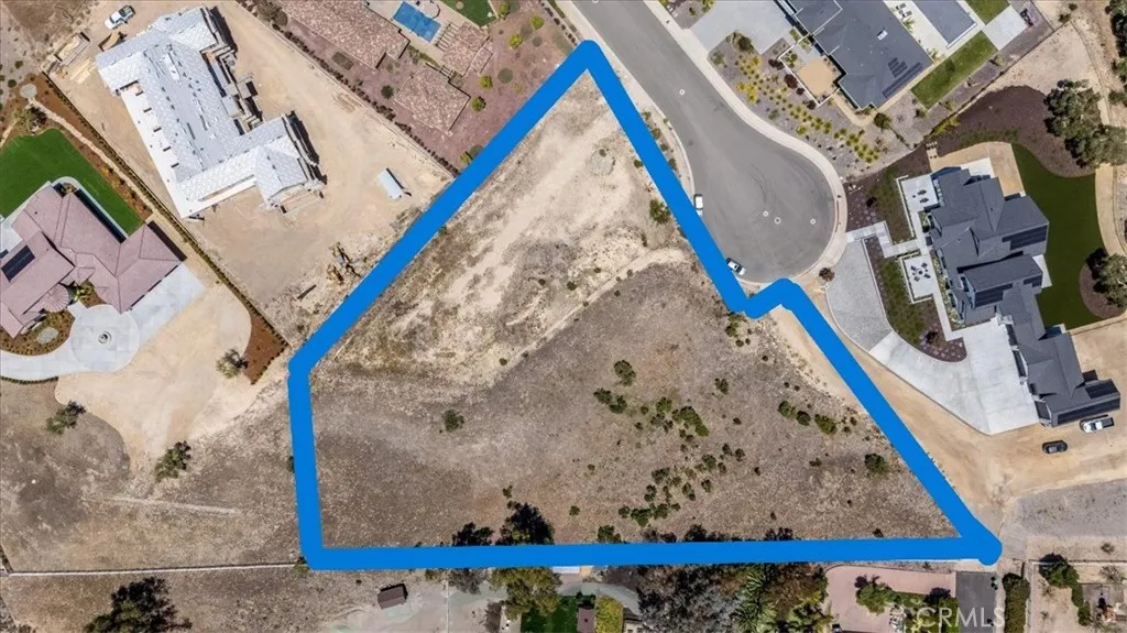 main property photo 15