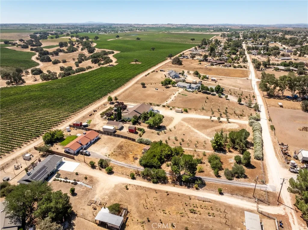 main property photo 44