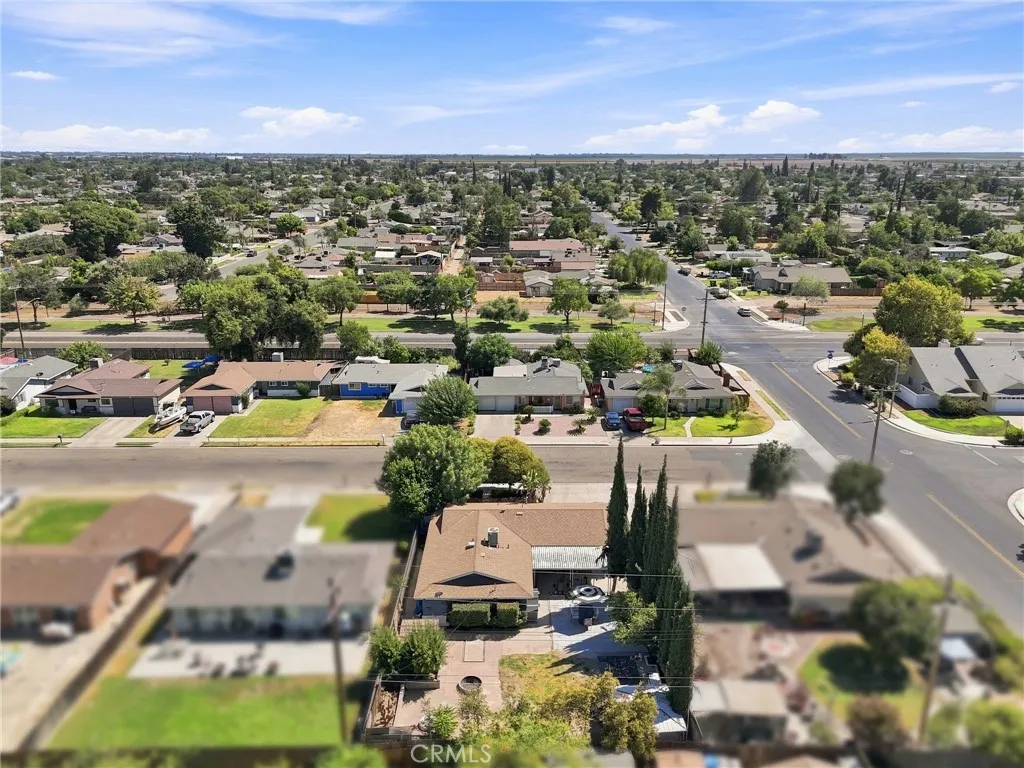 main property photo 48