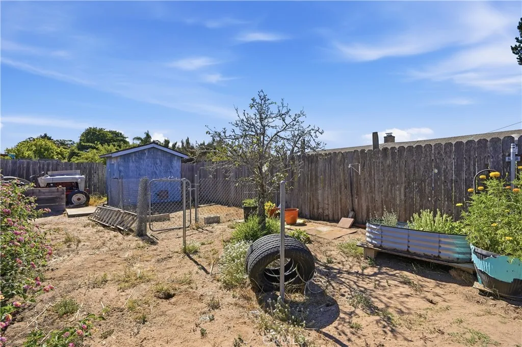main property photo 32