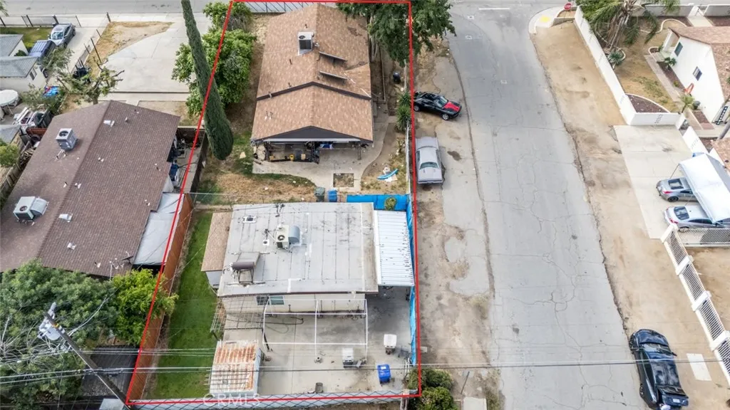 main property photo 29