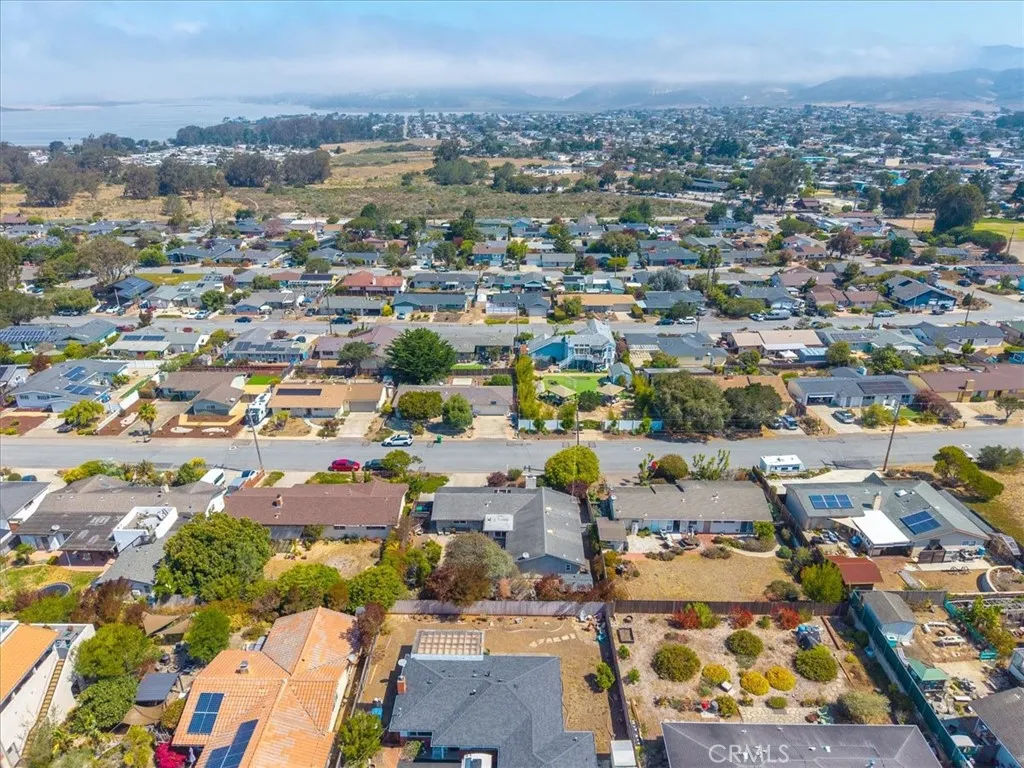 main property photo 31