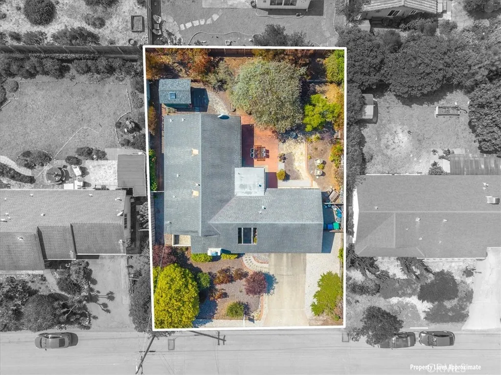 main property photo 37