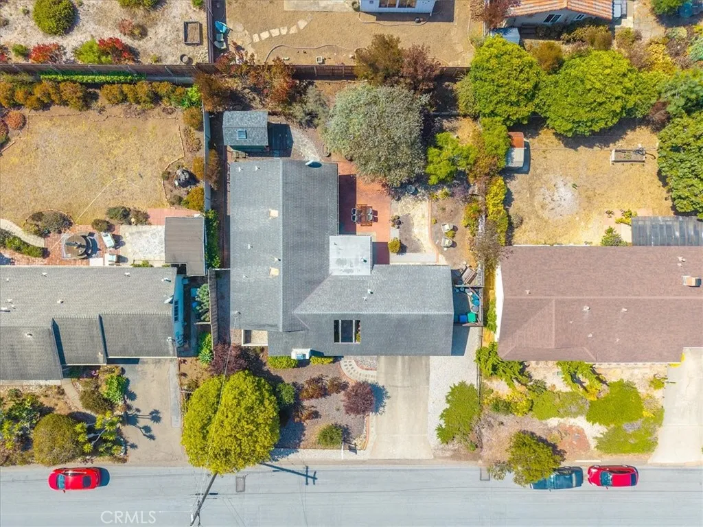 main property photo 38