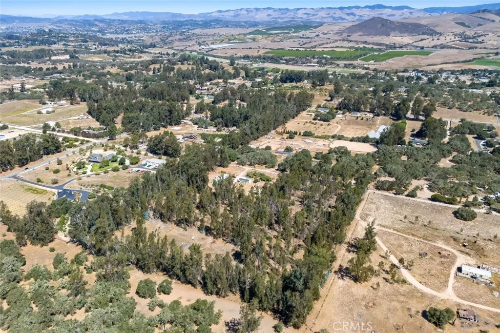 main property photo 47