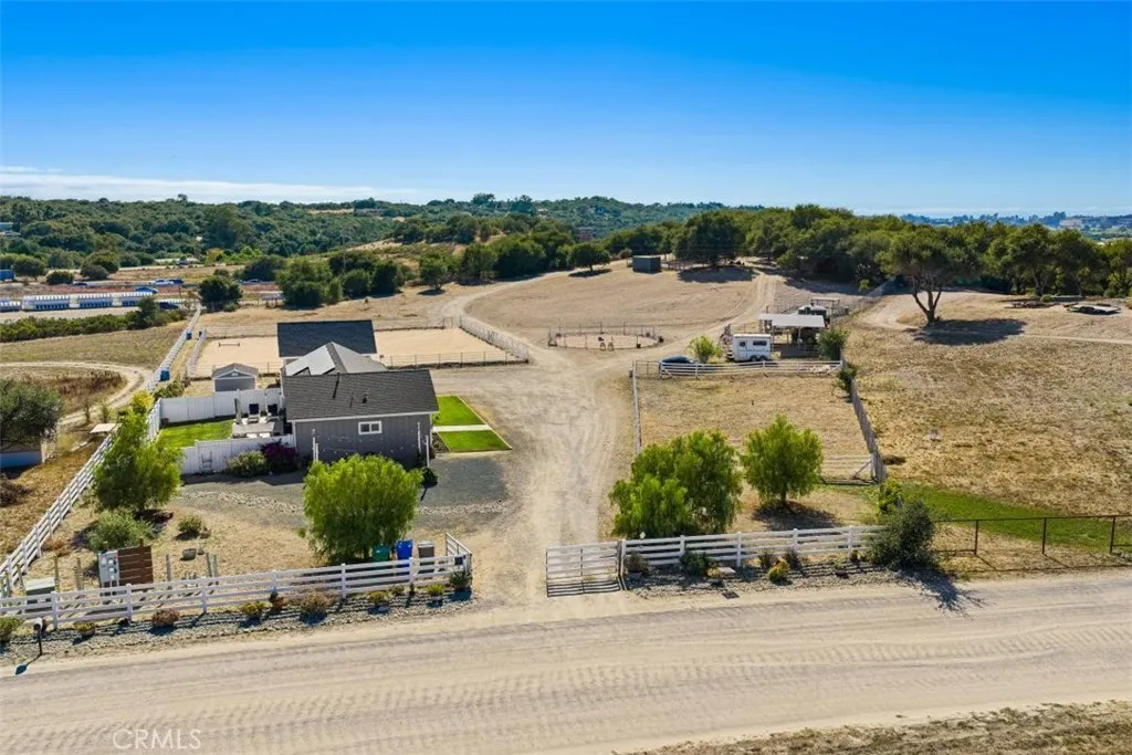 main property photo 45