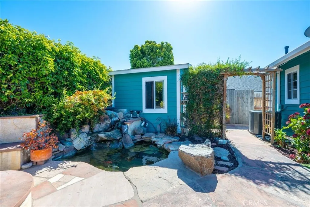 main property photo 31