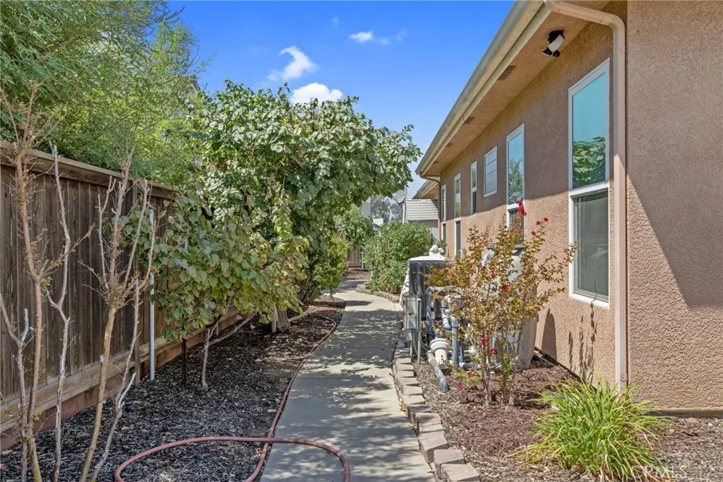 main property photo 63